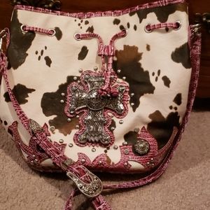 Crossbody conceal and carry western purse